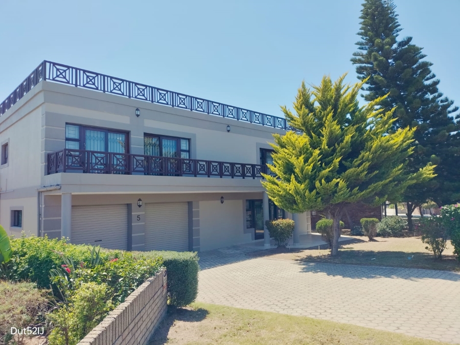 4 Bedroom Property for Sale in Tergniet Western Cape